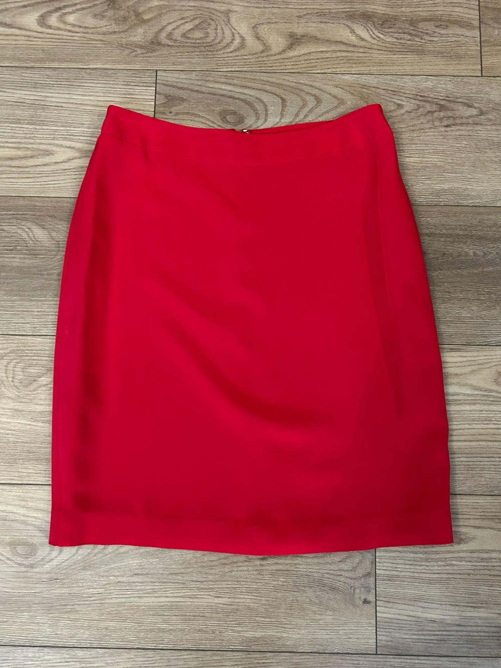 Hugo Buscati Silk Pencil Skirt Red Size 12 Lined Classic Career Workwear
